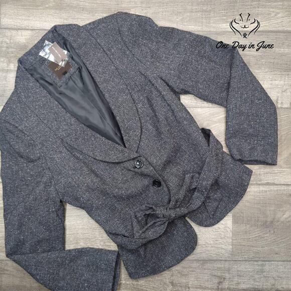 The Limited 2 Button Belted Blazer Size L - Picture 1 of 5